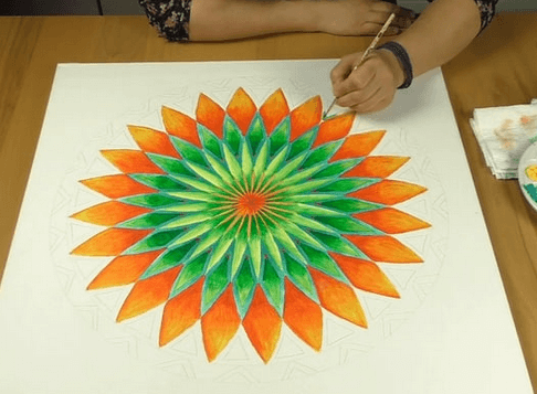 fertiges Mandala Online malen lernen