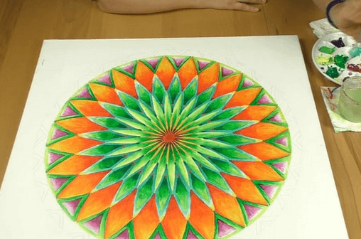 Mandala konstruieren und ausmalen
